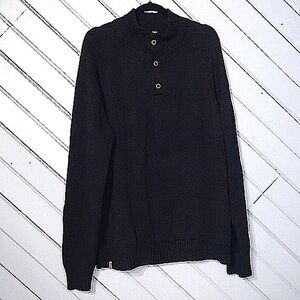 Tentree Organic Cotton 3/4 faux wood button down navy knit sweater